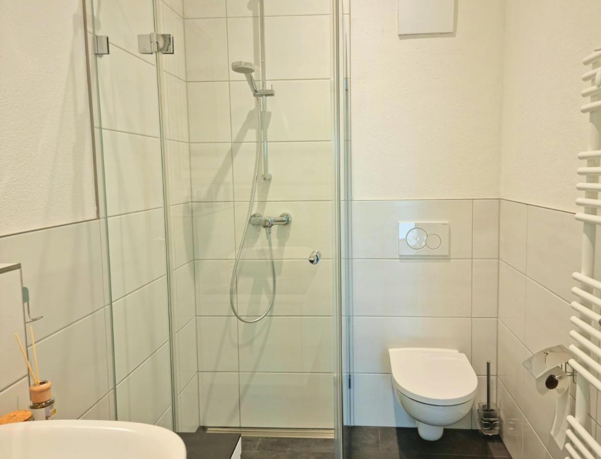 Homestay-Stylish, Zentral- Loft Apartment-Parking Инголщат Екстериор снимка